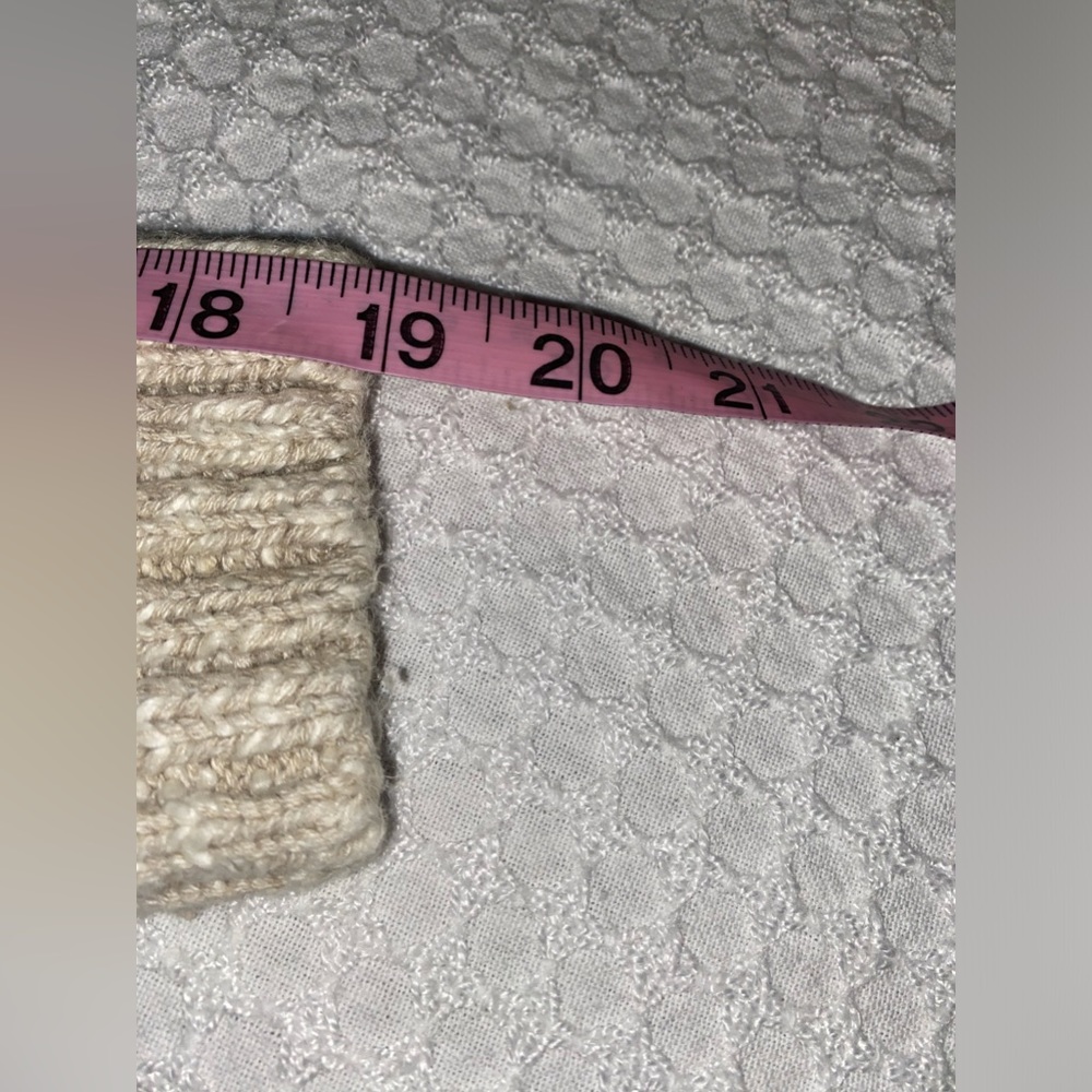 Linen Cable knit Sweater - Picture 6 of 12